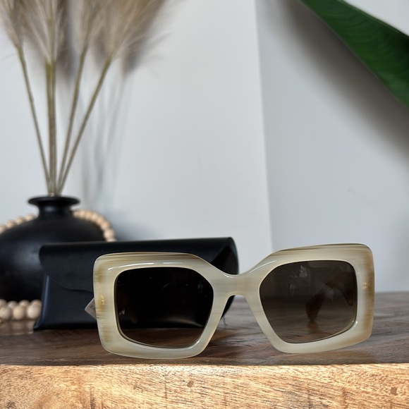 NWT⚠️ Authentic LANVIN 50mm Gradient Square Designer Sunglasses🤎🕶️🌅 - Picture 16 of 17